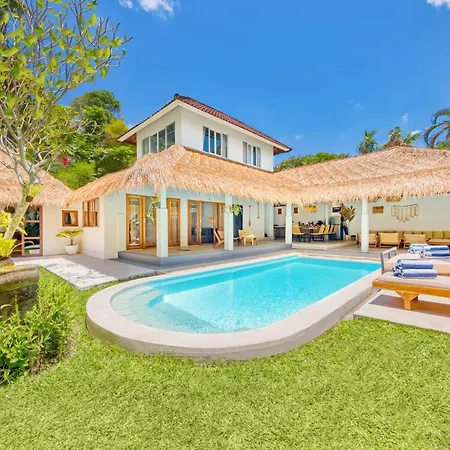 Villa Barcelona - Private 5 Bdr Villa In Seminyak, Best Location, Large Pool & Garden