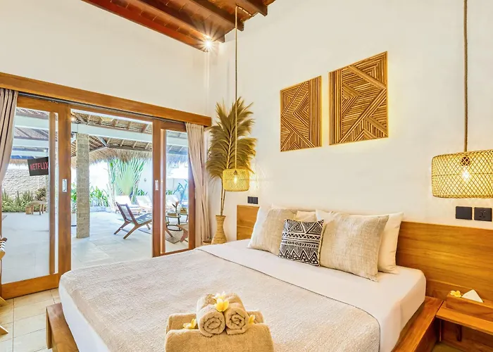 Barcelona - Private 6 Bdr Brand New In Seminyak, Location, Large Pool & Garden * Seminyak (Bali)