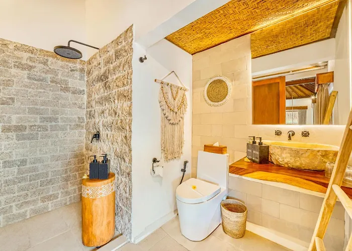 Barcelona - Private 6 Bdr Brand New In Seminyak, Location, Large Pool & Garden Villa *