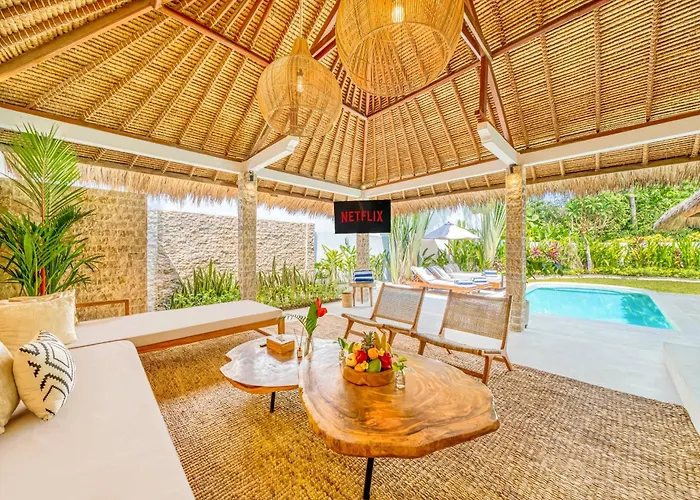 Villa Barcelona - Private 6 Bdr Brand New In Seminyak, Location, Large Pool & Garden *