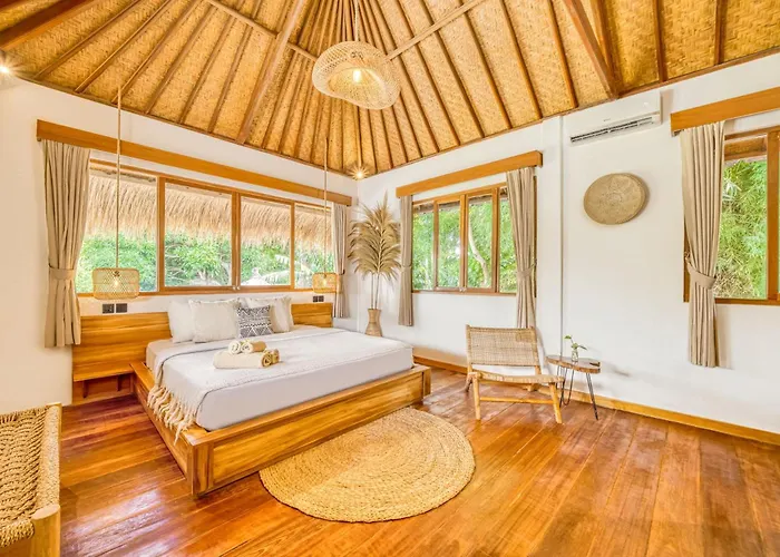 Barcelona - Private 6 Bdr Brand New In Seminyak, Location, Large Pool & Garden *