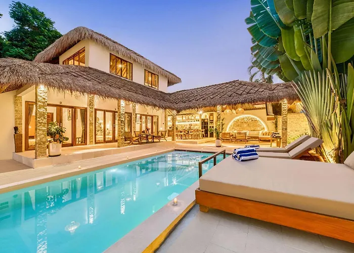 Barcelona - Private 6 Bdr Brand New In Seminyak, Location, Large Pool & Garden Villa *