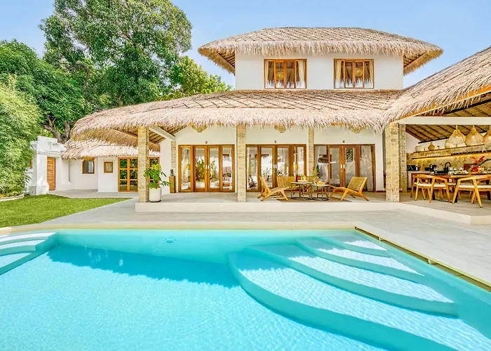 Villa Barcelona - Private 6 Bdr Brand New In Seminyak, Location, Large Pool & Garden Seminyak (Bali)